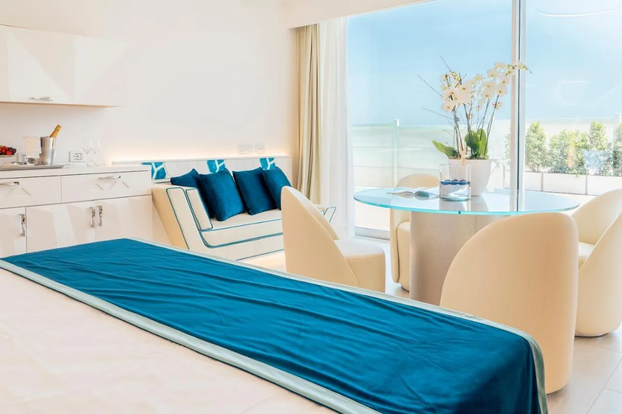 New Bussola Hotel Quartu Sant'Elena Italien
