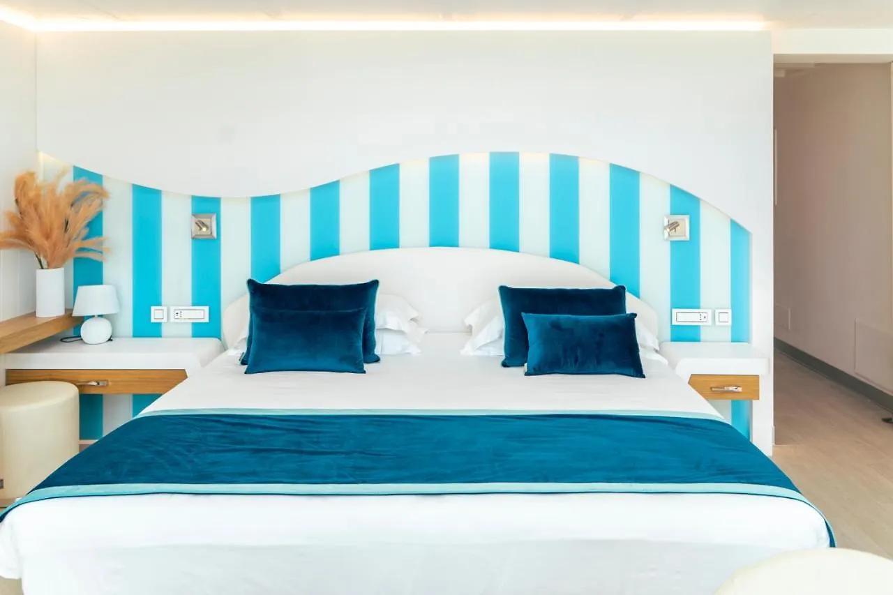 Guest house New Bussola Hotel Quartu Sant'Elena Italy