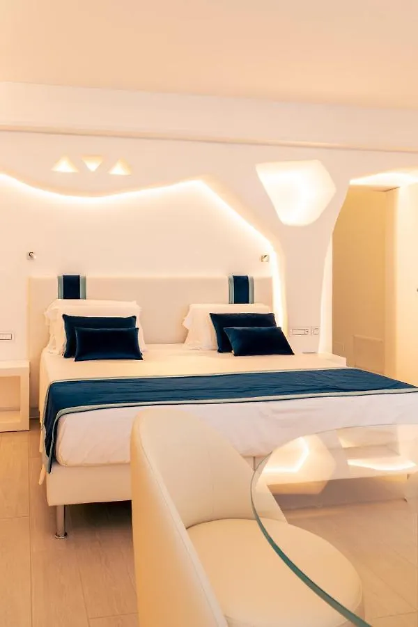 New Bussola Hotel Quartu Sant'Elena 0*,